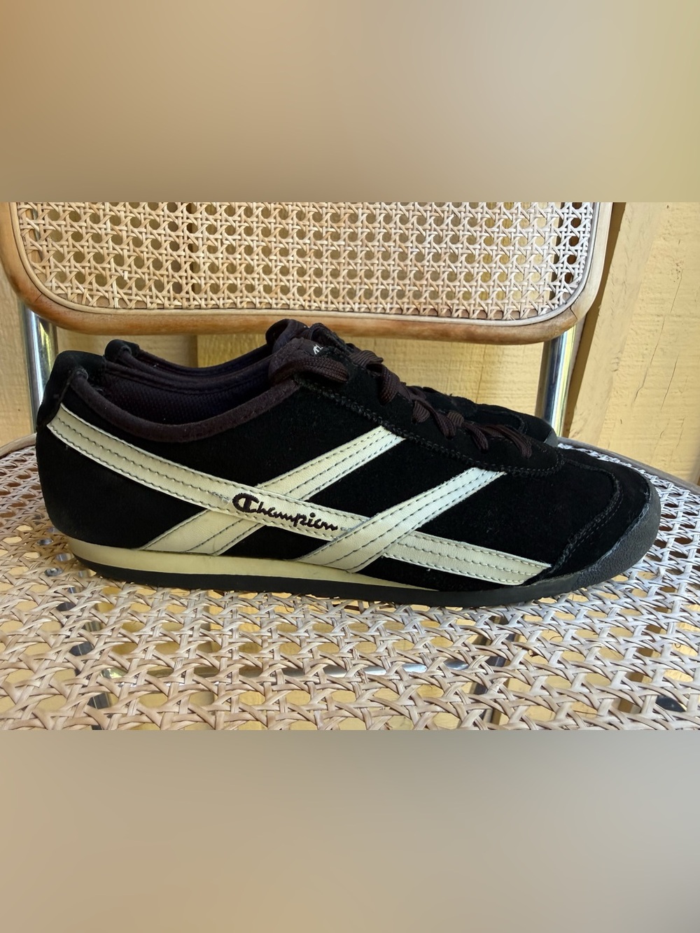 Champion Black White Retro Low Top Sneakers Y2K Women’s size 9.5